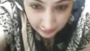 Indian aunty on video call (THICK AS FUCK)