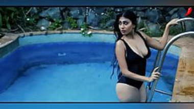 Ruma Sharma hot body