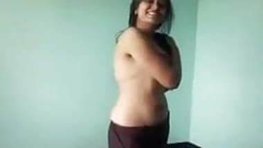 indian hor girl dress change in room