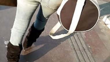 Indian Beau ti In Tight Jeans Ass, Butt (2019)