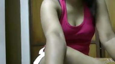 Desi masked chick flashing on webcam-1