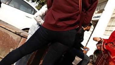 Indian Beauty IN Tight Jeans