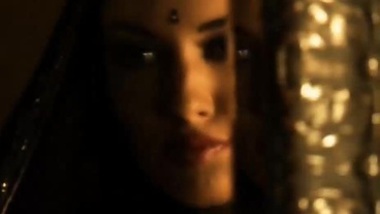She Seduces With Her Eyes and her full Body