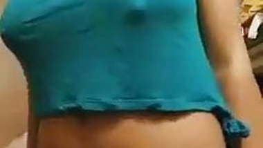 Sexy Indian Teen Striptease