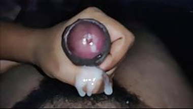 wife handjob for boyfriend