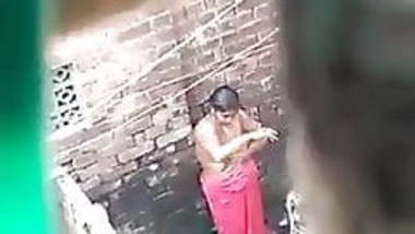 Caught my neighbour bhabhi bathing