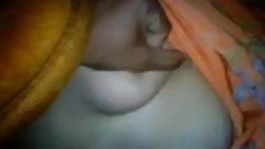 Smart Southindian Aunty helping her Husbund while fucking