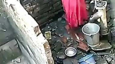 Indian girl bathing video taken hidden