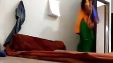001. Desi teen