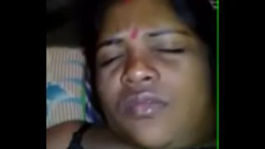 Drilling Hairy Pussy Of Desi Maid