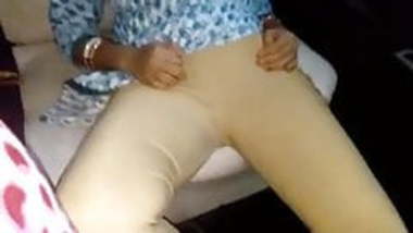 tamil aunty periya soothu jayashree public car fuck
