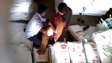 chasmis Wife fucking with her coworker in store room hidden