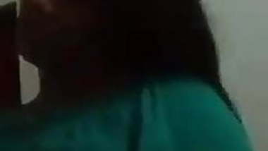 Tamil housewife exposing