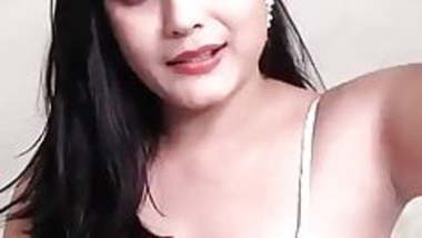 Beautiful Nepali aunty