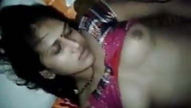 Cute hot Indian desi bhabhi fucks devar