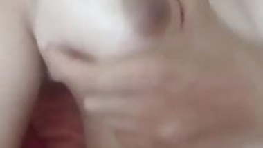 Horney indian bhabhi fingring and boob press