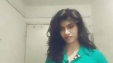 Bhen ki shirt k baad bra 1