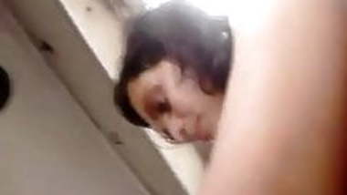 Desi Lady Upskirt
