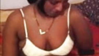 Indian Auntie Shows Tits