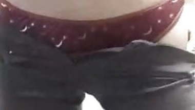 Indian Chick Gets White Dick