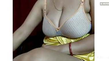 Desi Bhavi showing tits in bra